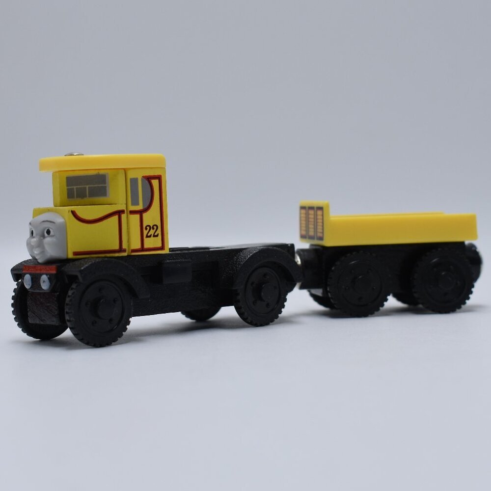 2003 Thomas & Friends Wooden Railway Isabella & Trailer Train Tank Engin…